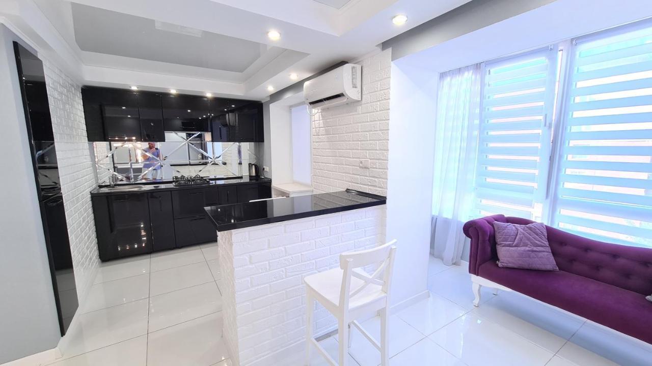 Apartaments On Prospekt Mira 35 Krywyj Rih Exterior foto