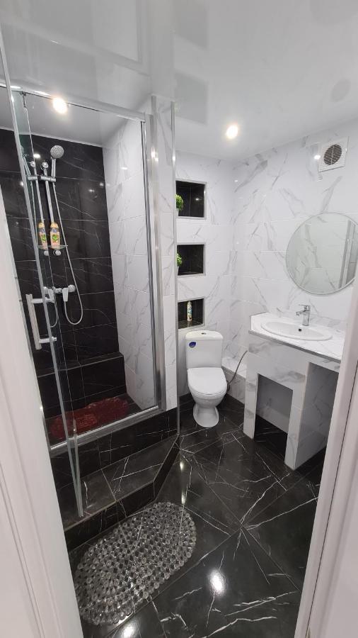 Apartaments On Prospekt Mira 35 Krywyj Rih Exterior foto